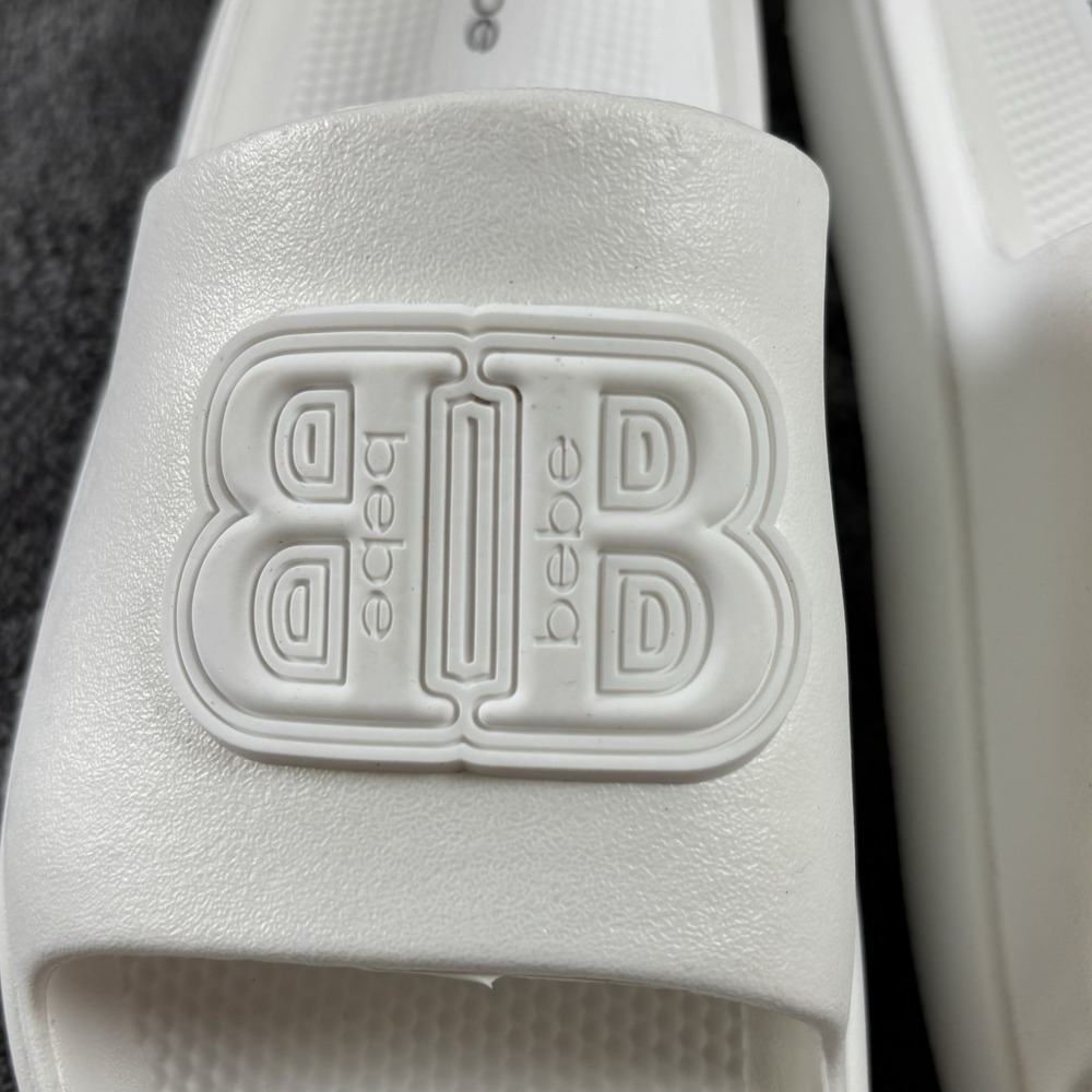 Bebé Womens White Slide 3D Logo  Sandals size 6  Pool, Beach , Casual New - Picture 2 of 8